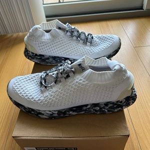 EUC NoBull Men's White Wild Knit Runner 11.5M DISCONTINUED Running Crossift Camo